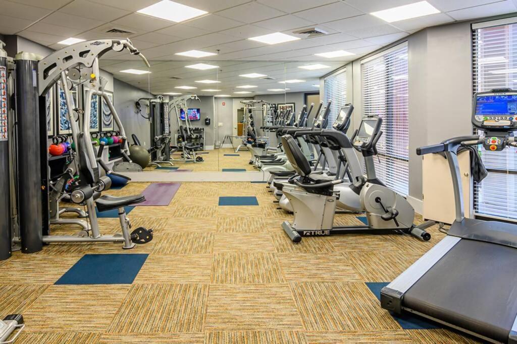 Viagem Durham Inner City 1Br With Gym Екстериор снимка