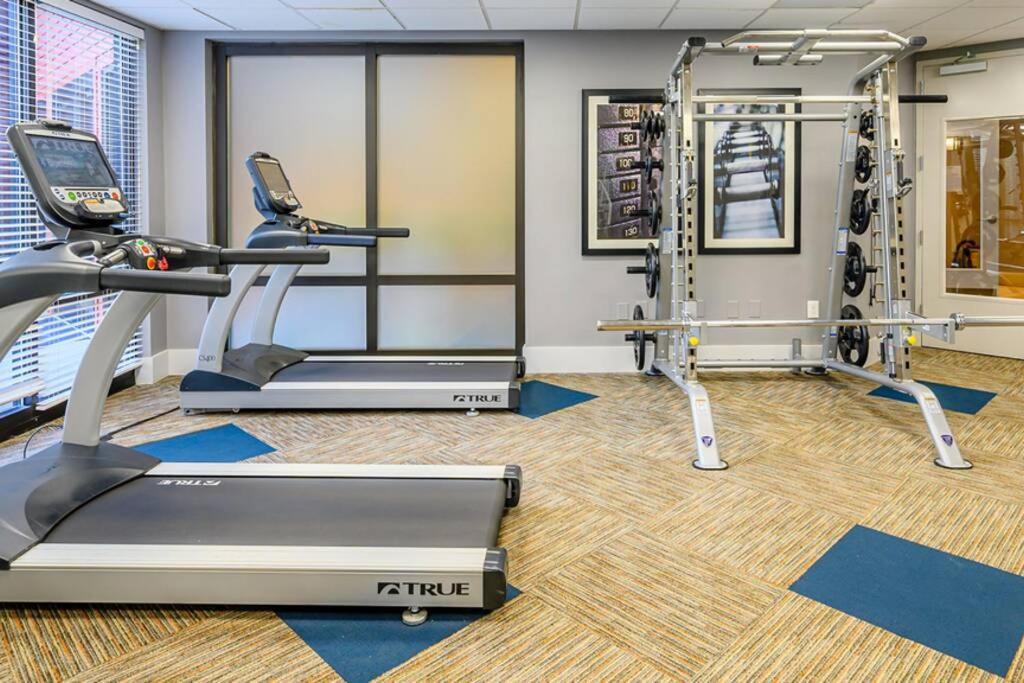 Viagem Durham Inner City 1Br With Gym Екстериор снимка